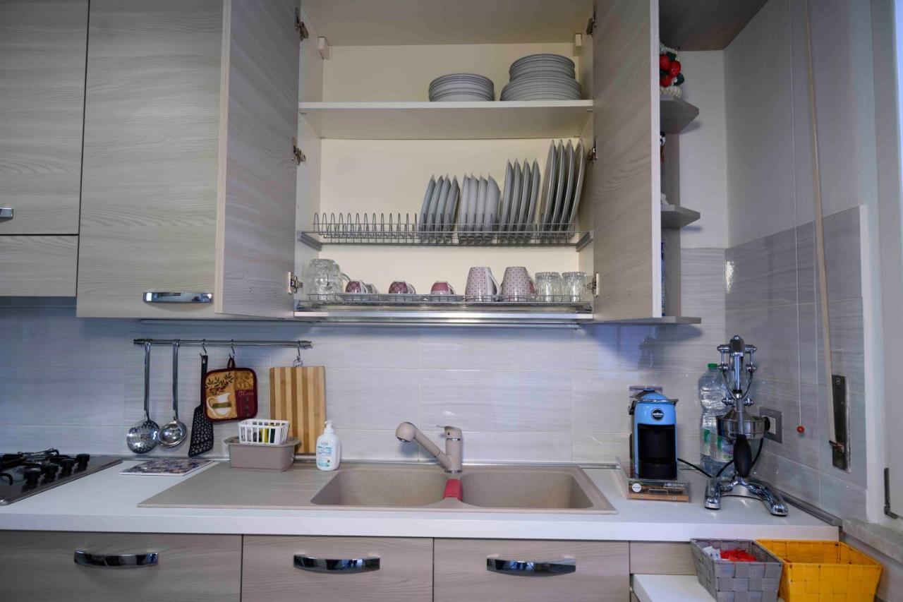 Intero Appartamento Con Giardino E Colazione Dario Parma Exterior foto